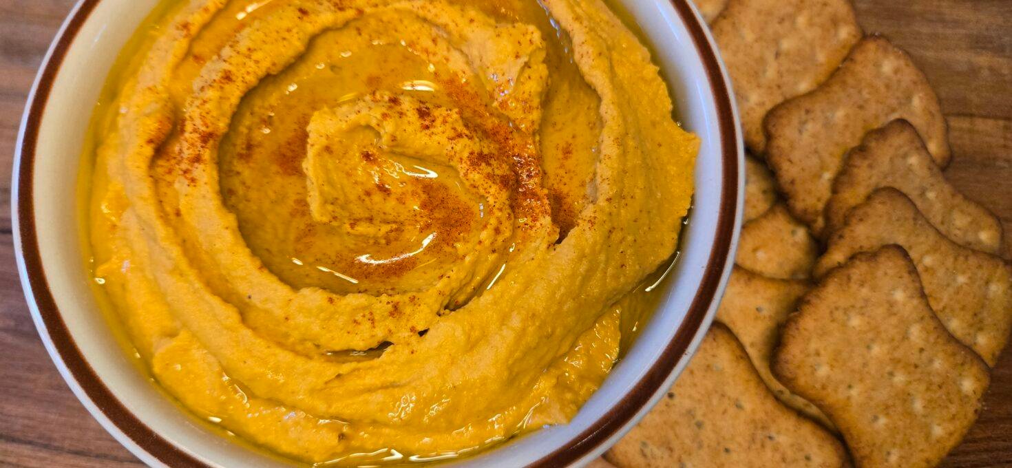 Pumpkin Hummus – Your New Fall Favorite!